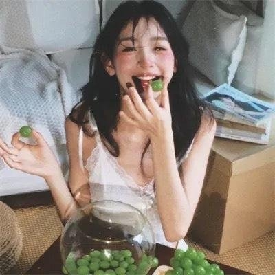 同龄人